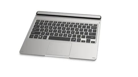 Magnetic docking keyboard
