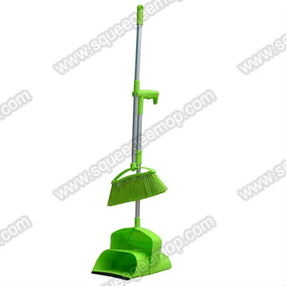 Dustpan Set 8062 - Brooms and Brushes